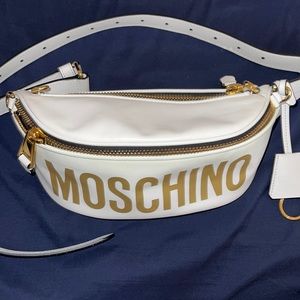 Logo Moschino belt bag
